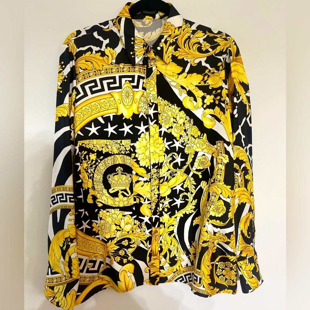 NEW Authentic Versace STUNNING blouse 🎉👏🏼100%SILK
